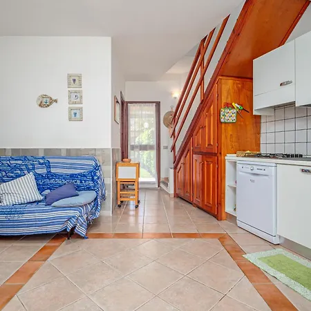 Holiday home Ridente A
